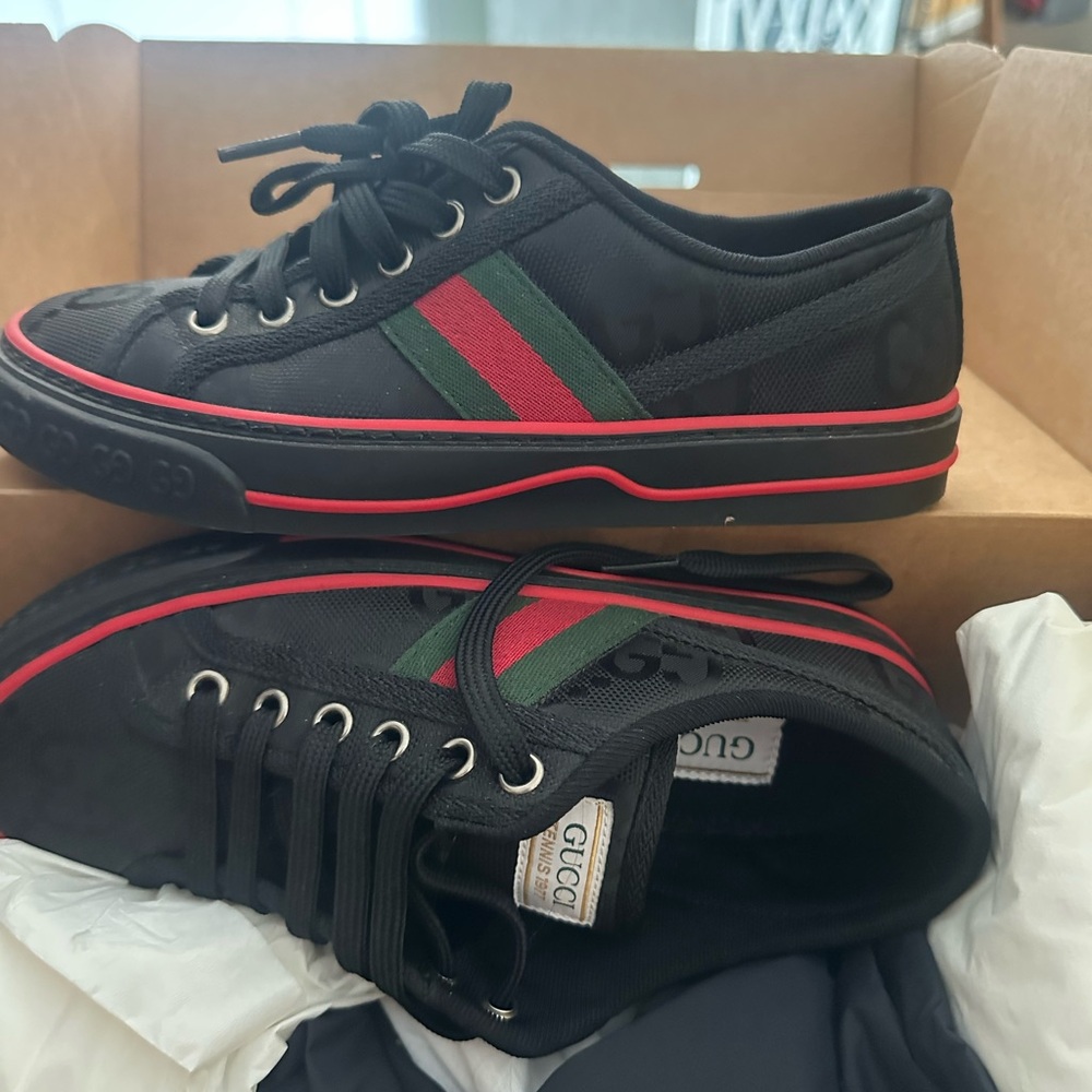Gucci Black and Red women’s Sneakers